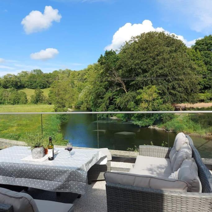 Riverside Retreat Llandysul エクステリア 写真